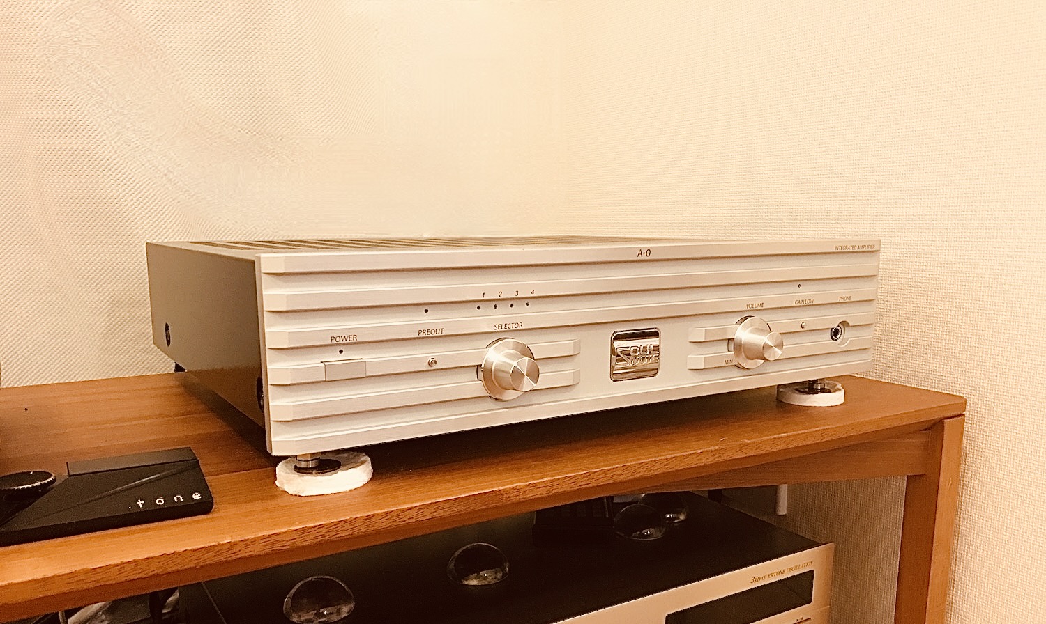 ピュアアナログのプリメインアンプSOULNOTE A-0・アイコン